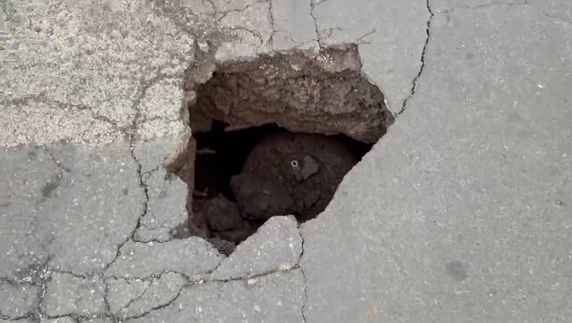 Voragine in strada: chiuso il lungomare di Catania Voragine in strada: chiuso il lungomare di Catania