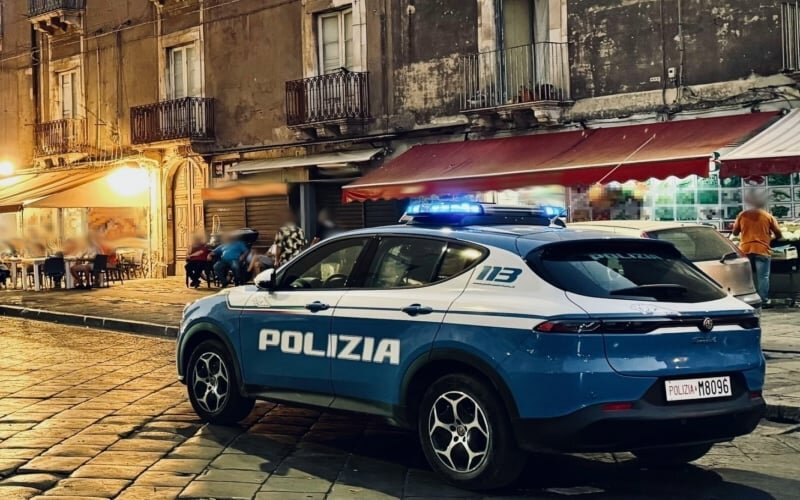 Girava in auto, ma era ai domiciliari: beccato