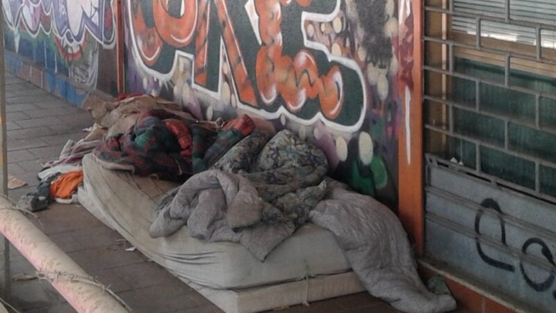 "Senzatetto in corso Sicilia, si rischia bomba sociale" "Senzatetto in corso Sicilia, si rischia bomba sociale"