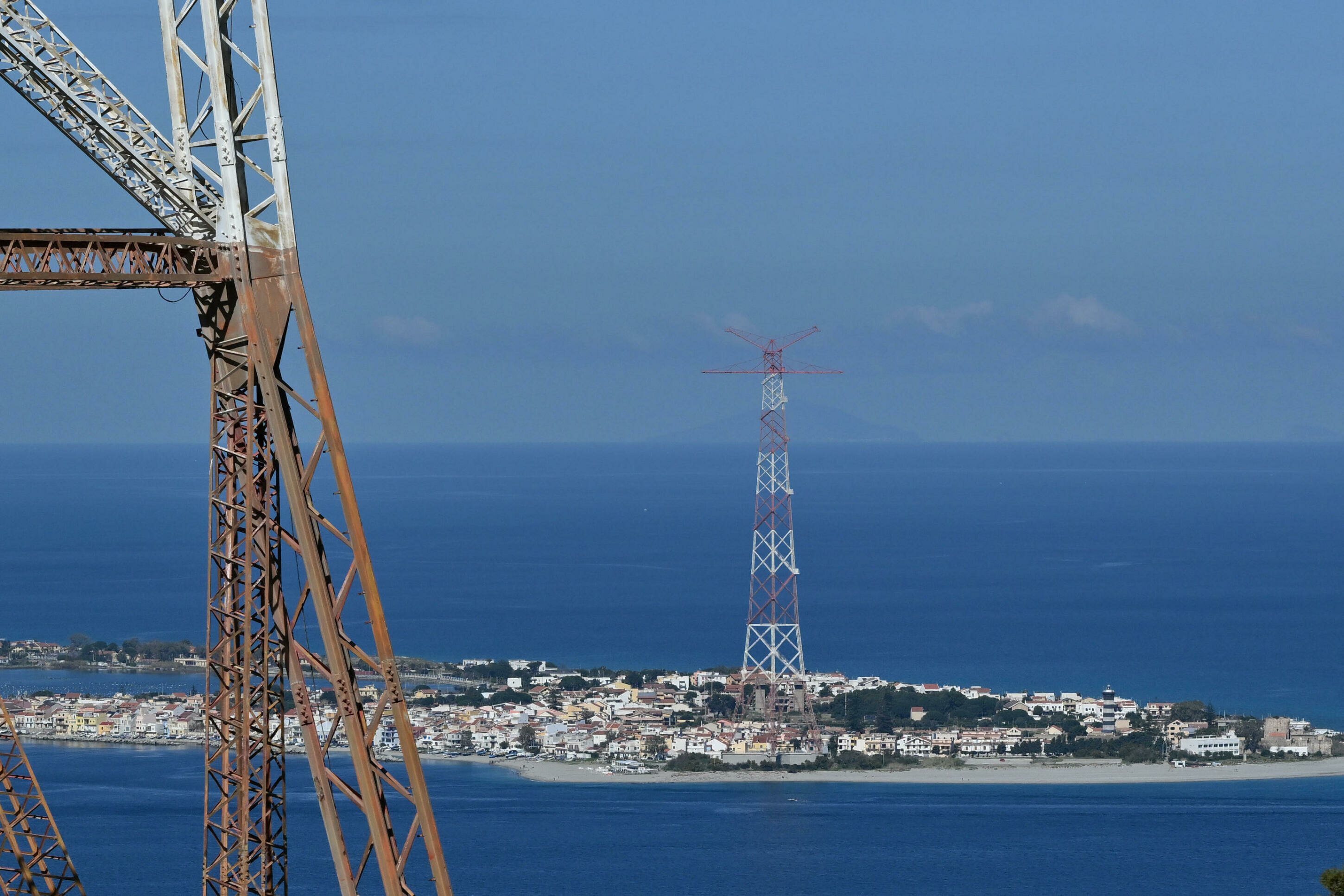 L'ombra della corruzione sul Ponte sullo Stretto