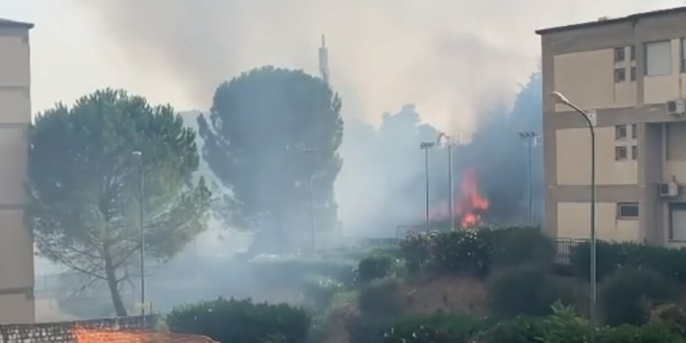 Domenica di fuoco in Sicilia