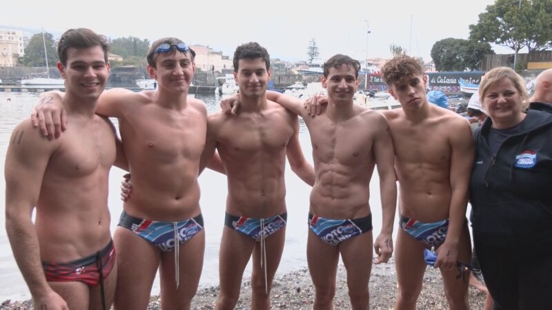 Tradizione catanese col tuffo di fine anno
