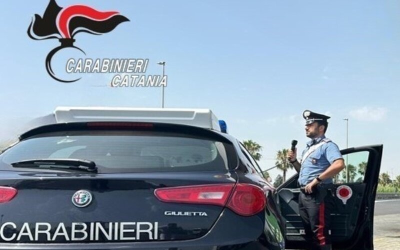 Da 27 anni guidava senza patente: denunciato