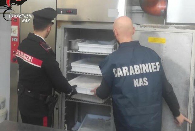 Nel Catanese i panettoni imbroglioni Nel Catanese i panettoni imbroglioni