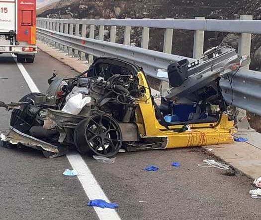 Incidente allo svincolo, gravi 2 coniugi