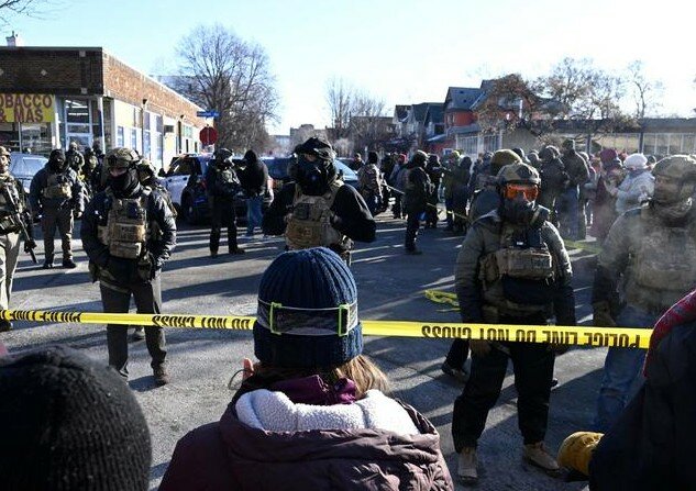 Minneapolis: agente Ice uccide un uomo