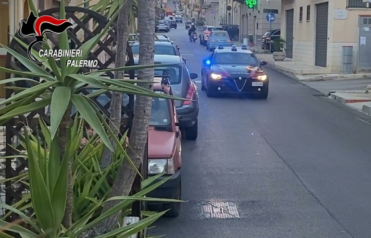 Serata da incubo per coppia di fidanzati: aggressione e tentata violenza sessuale Serata da incubo per coppia di fidanzati: aggressione e tentata violenza sessuale