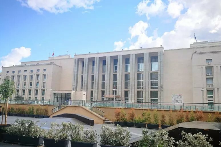 Fondi Ue per ricerche mai fatte: indagati docenti universitari e imprenditori