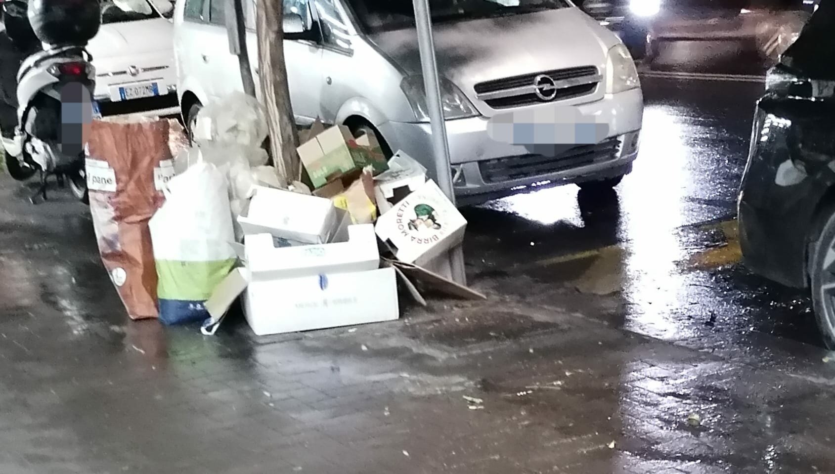 Rifiuti 'sbagliati': Catania &egrave; piena