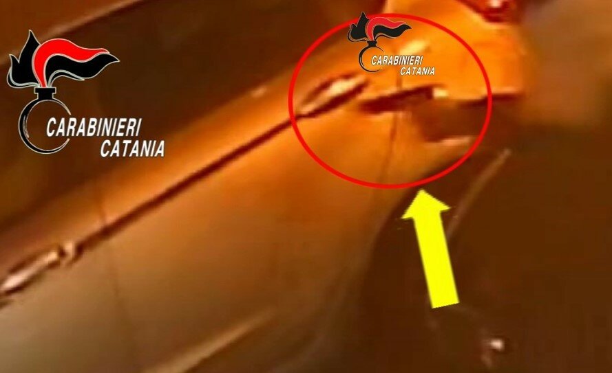 Misterbianco: rapina da film con la pistola