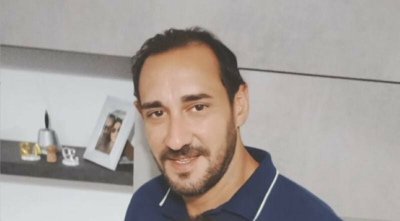 Esce da casa senza cellulare e scompare