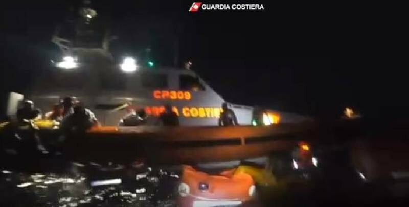 Naufraga un barchino, due morti a Lampedusa