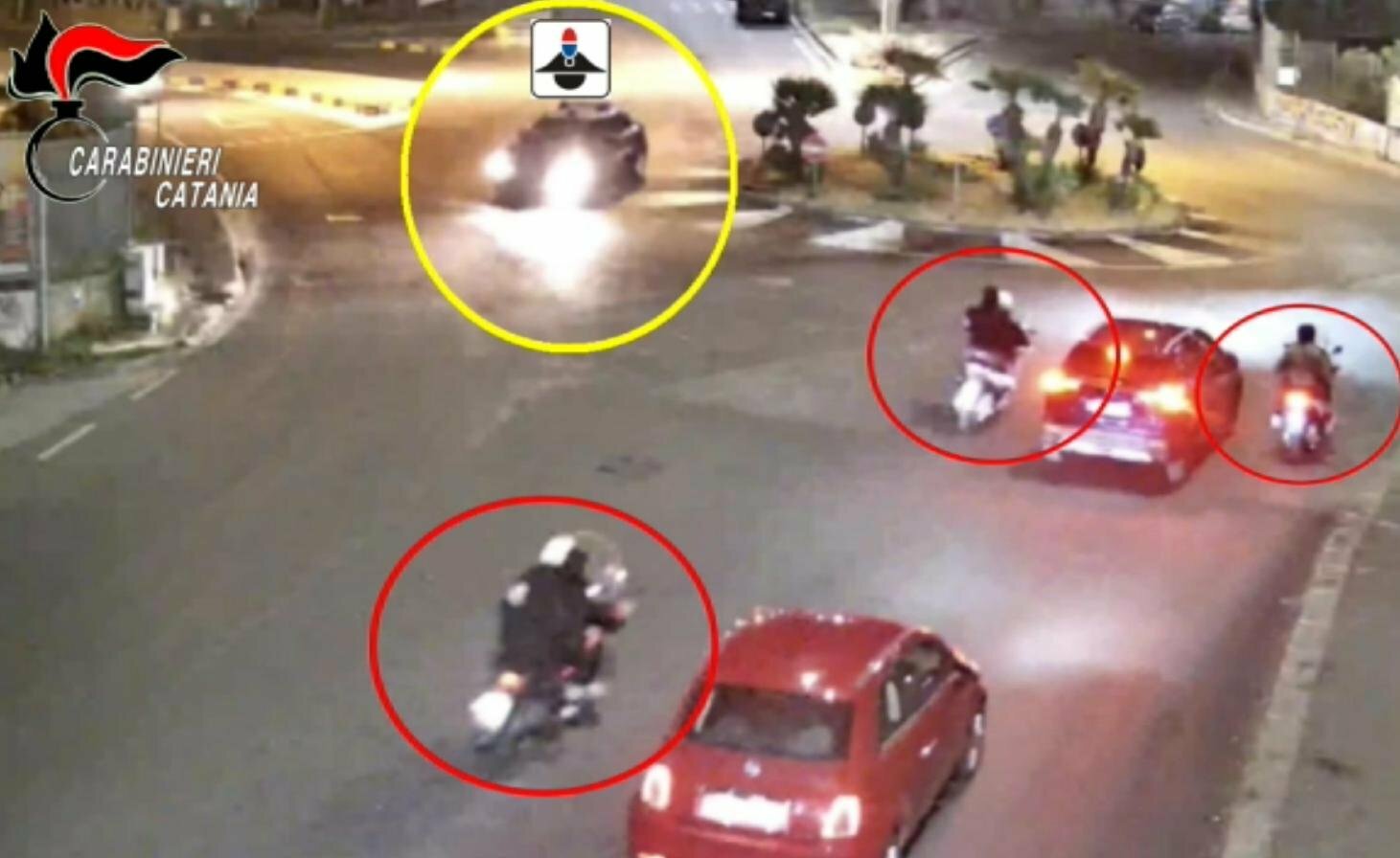 Un arresto per la sparatoria in piazza Montana: il film dell'inseguimento