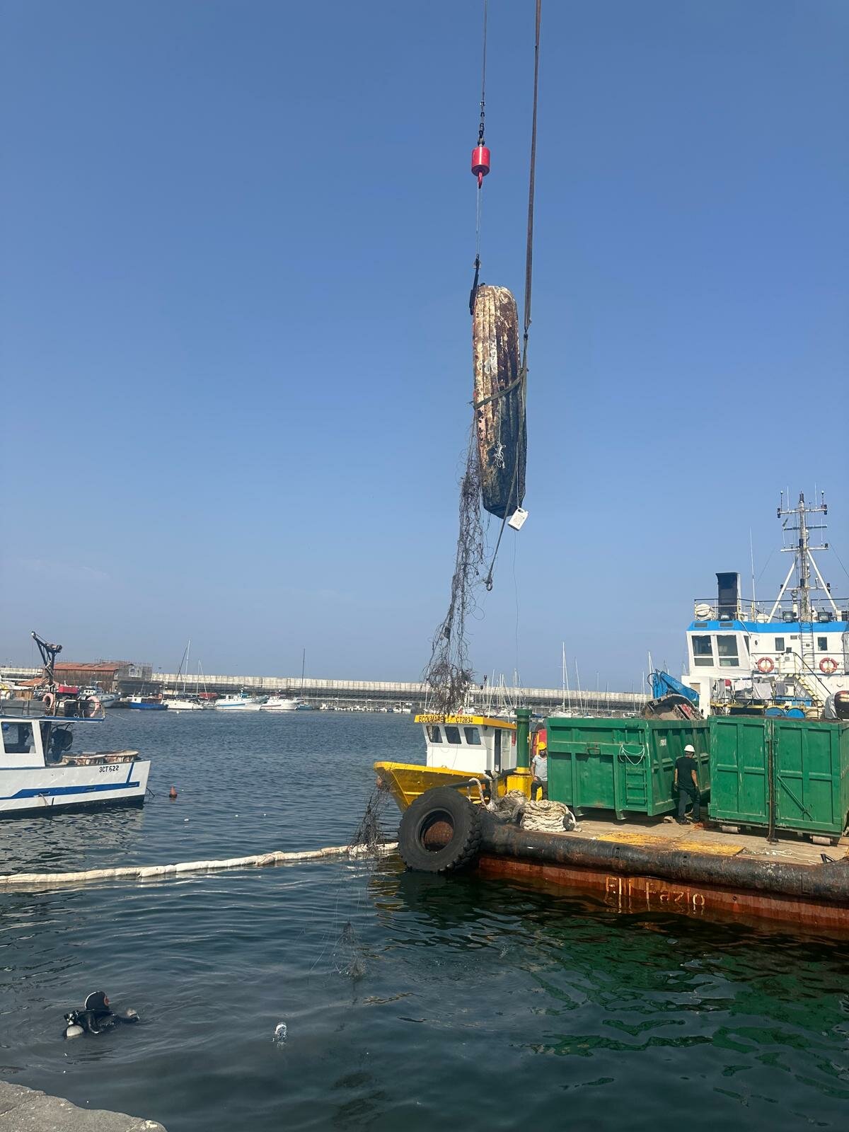 rimozione-relitti-nel-porto-di-Catania-6.jpeg