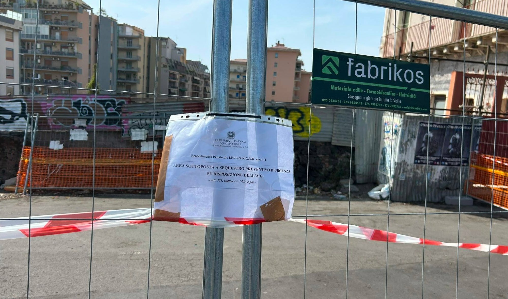 Sigilli al cantiere per il supermercato in via Palazzotto