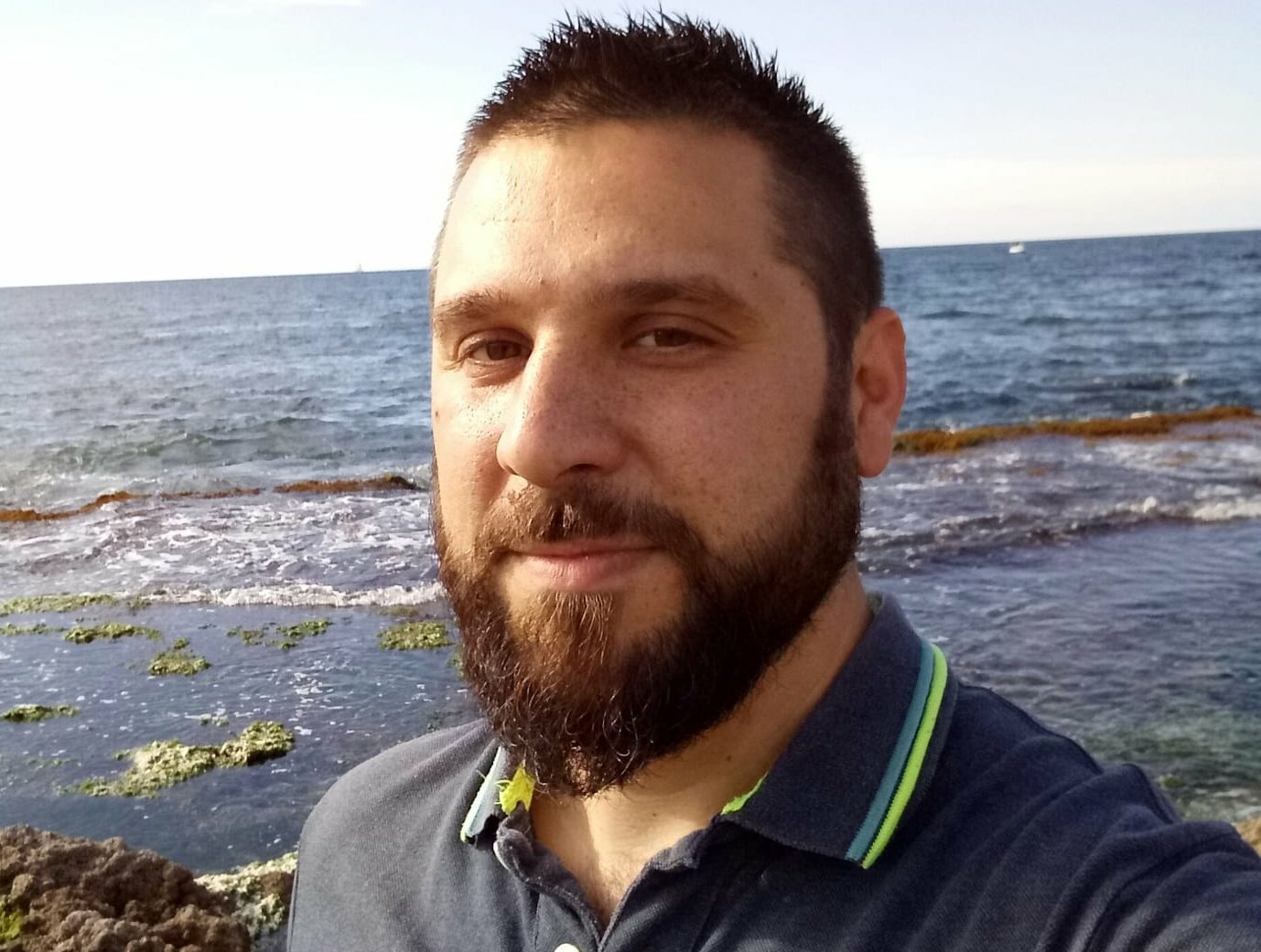 Operaio cade da impalcatura e muore