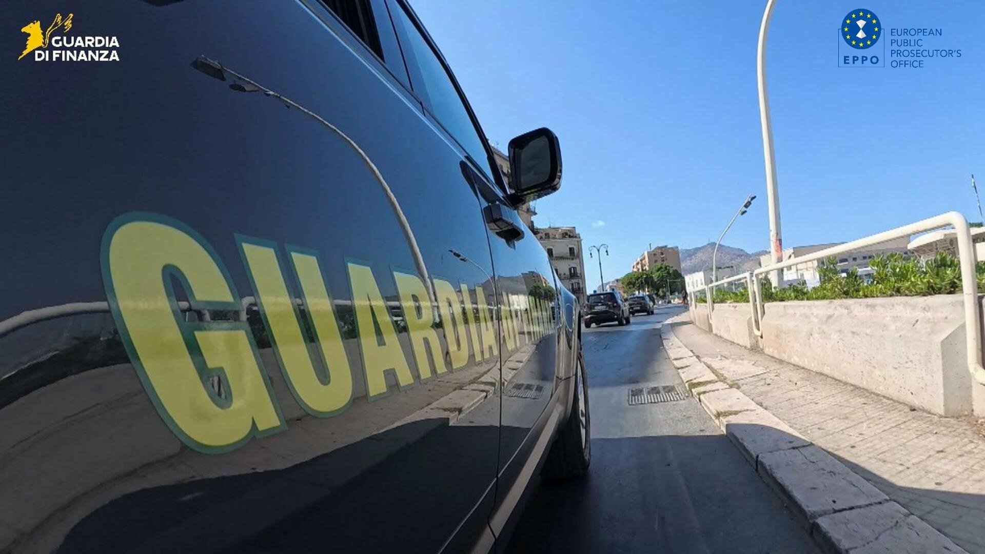 Evasione scuole paritarie, lavoratori restituivano parte degli stipendi