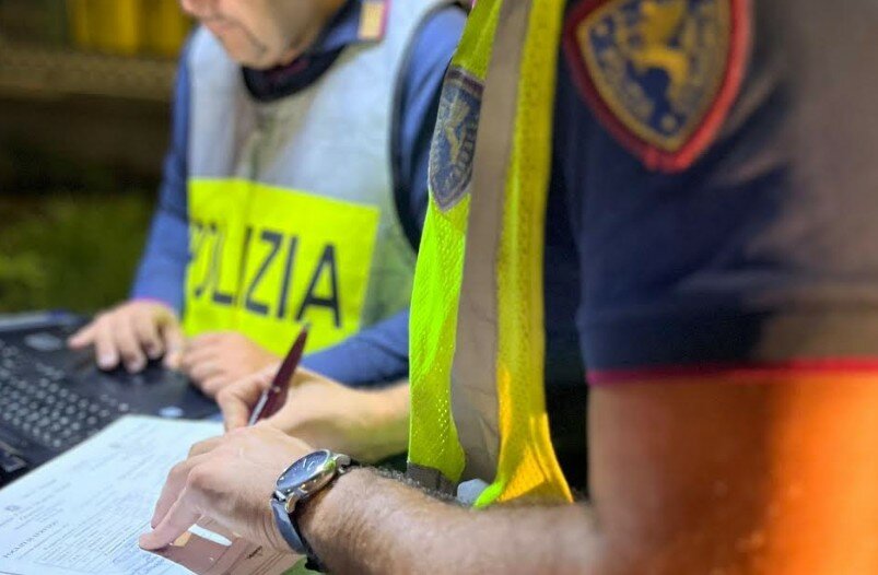 polizia-multa.jpeg polizia-multa.jpeg