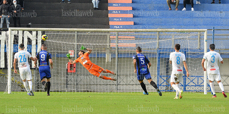 Latina Catania 1-0