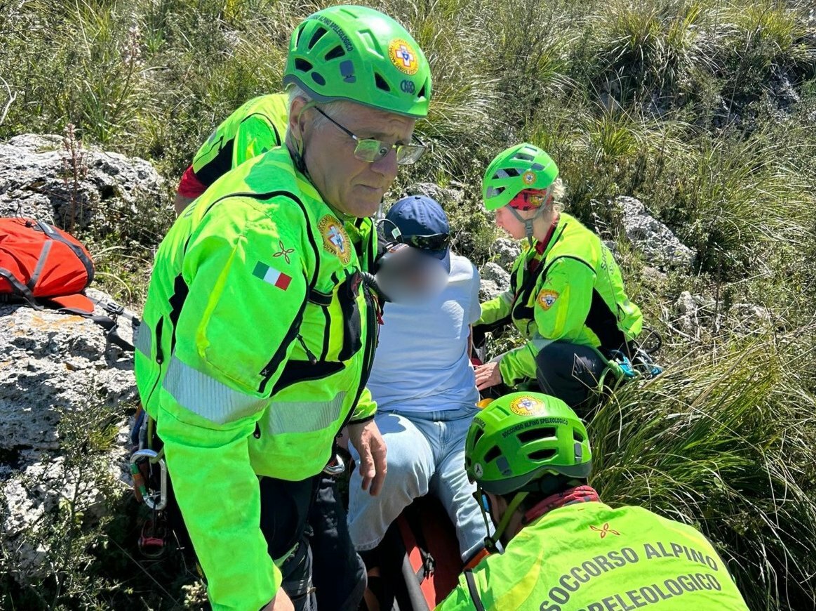 Infortunio in montagna: soccorso giovane turista