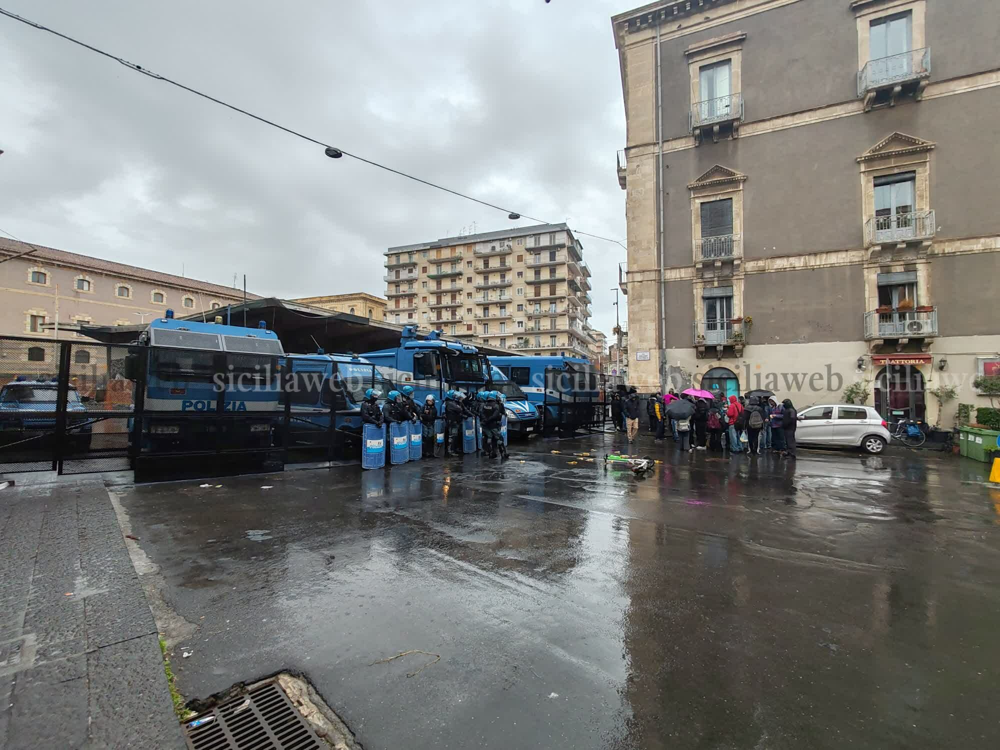Sgomberata l'ex palestra di piazza Lupo