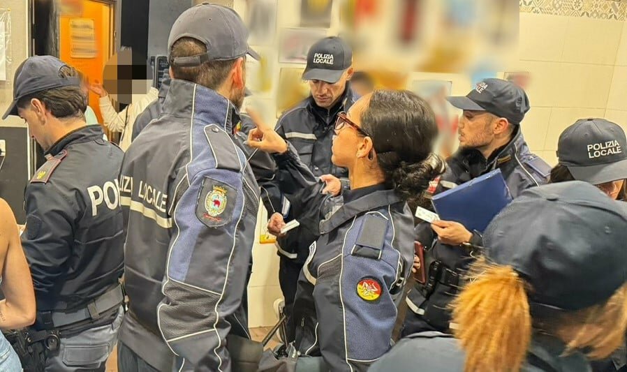 Nel locale della movida 40 chili di pesce 'sospetto'