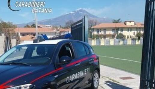 Botte in campo a Mascalucia: 5 daspo