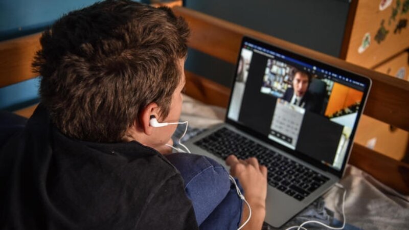 Sicilia, dad possibile in zone arancioni o rosse