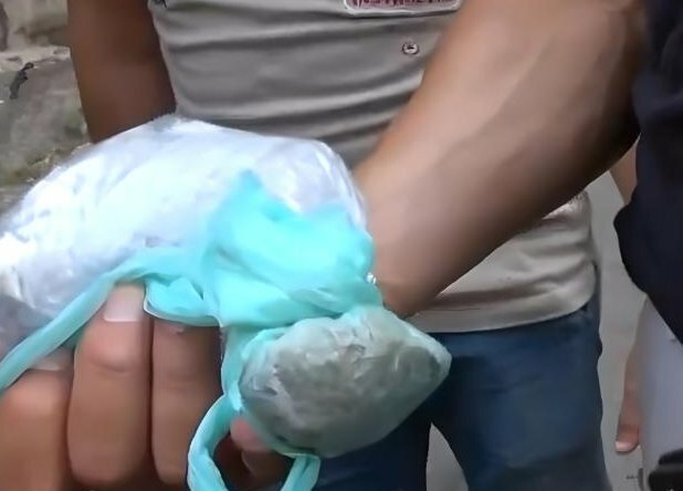 Blitz nel fortino della droga catanese: 4 arresti Blitz nel fortino della droga catanese: 4 arresti