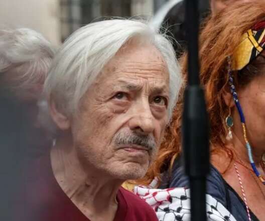'Dovevano premiarmi, poi una manina della Regione...'