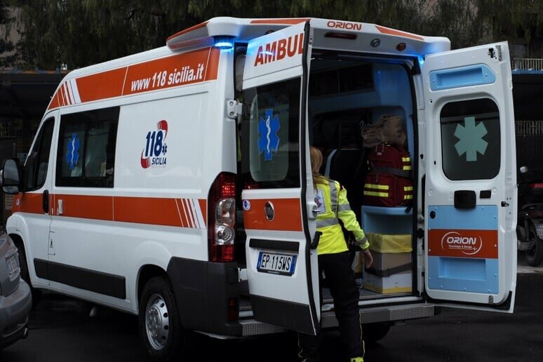 Investiti da olio bollente: feriti 3 operai, uno &egrave; grave
