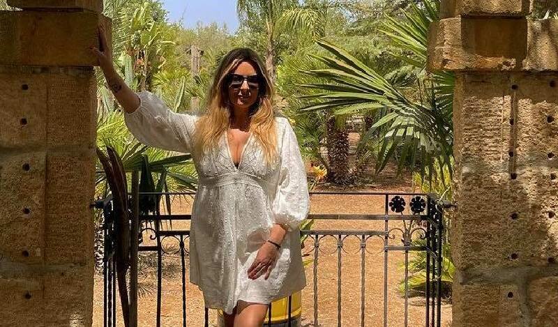 "Selvaggia Lucarelli &egrave; andata via da Noto senza pagare il conto"