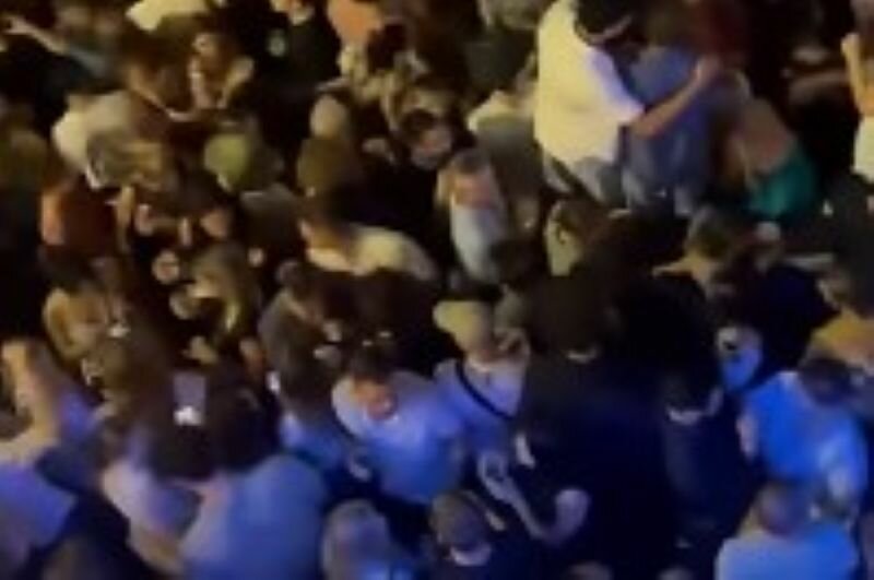 Inquietante invito sui social, poi 'punti' in strada