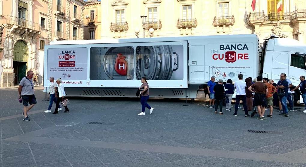 Questioni di cuore? A Catania c'&egrave; il camion