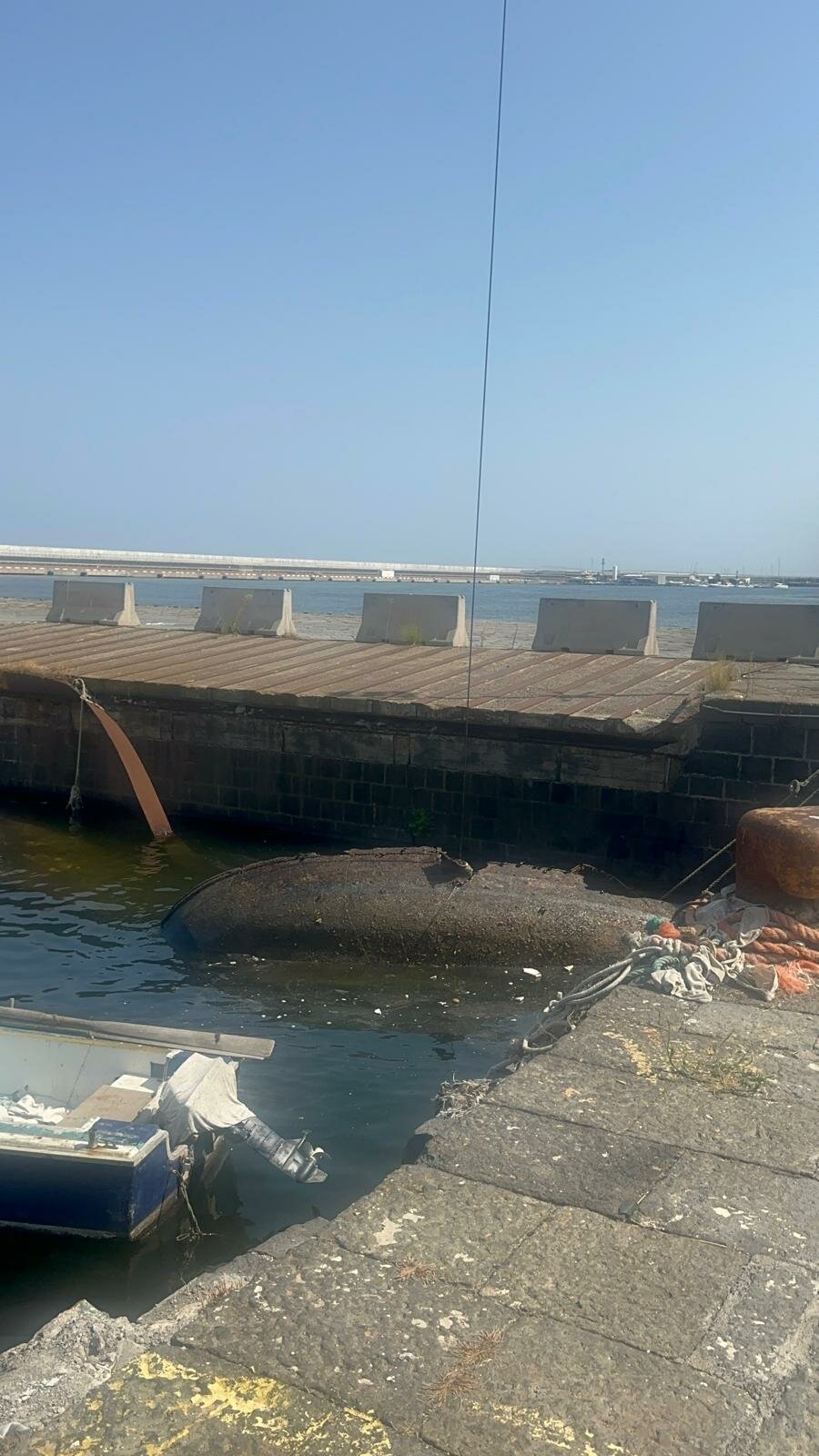 rimozione-relitti-nel-porto-di-Catania-2.jpeg