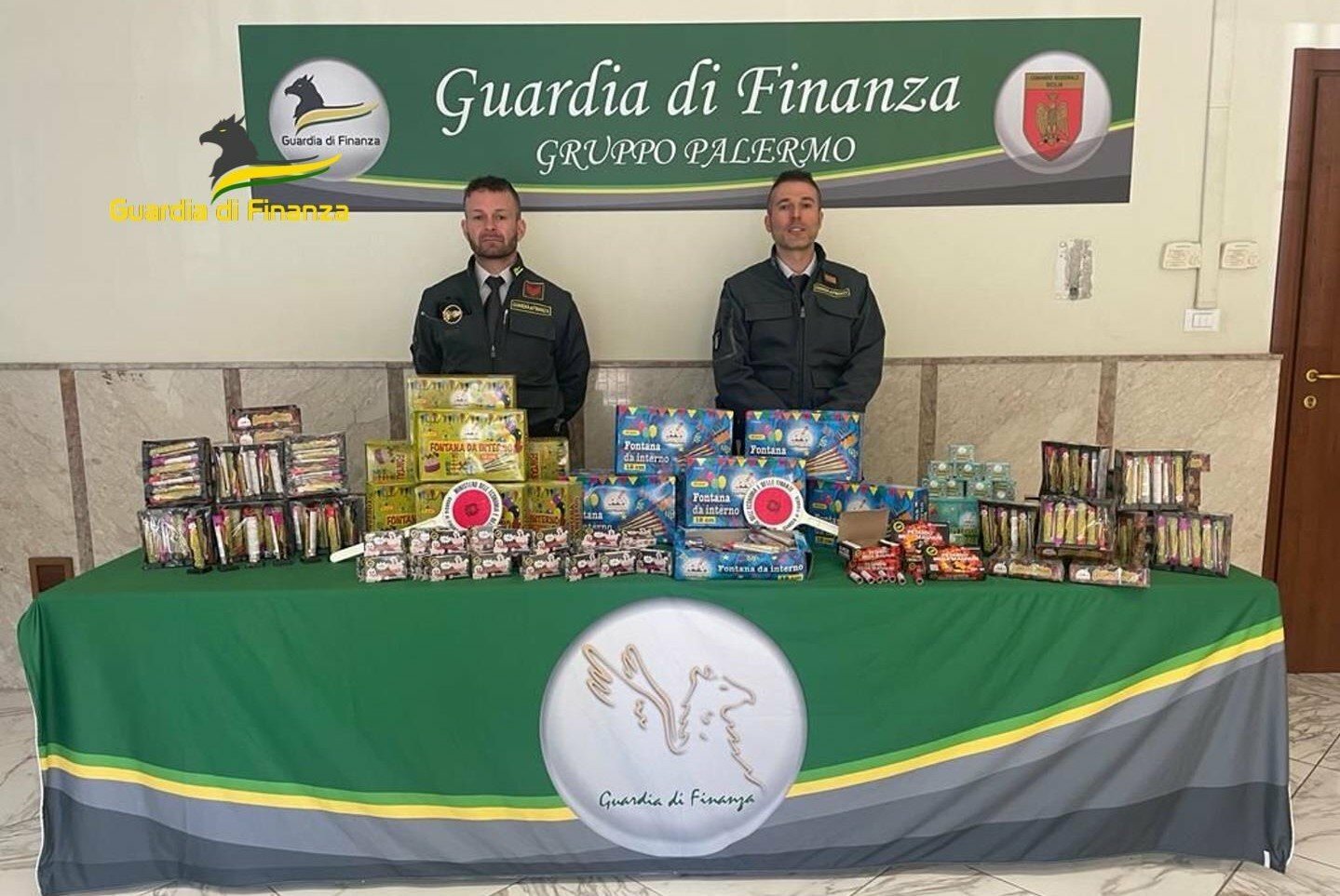 Oltre un milione di fuochi d'artificio tra i detersivi
