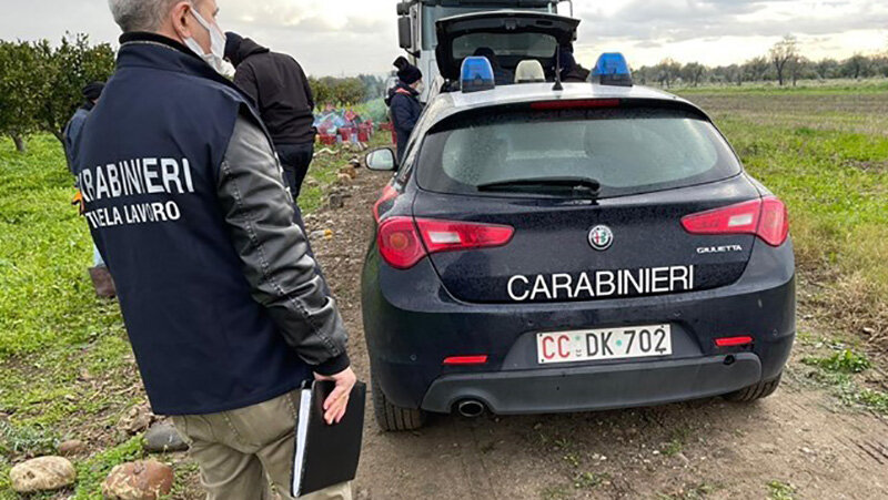 Lotta al caporalato, denunce e multe a Patern&ograve;