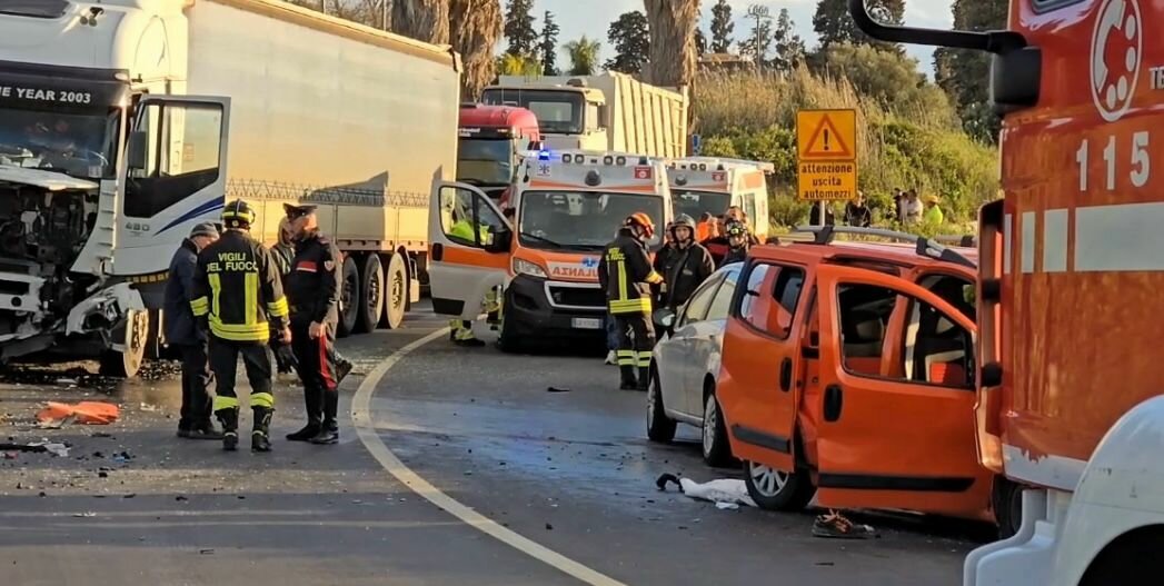 Ancora uno scontro sulla 'Ragusana': un morto