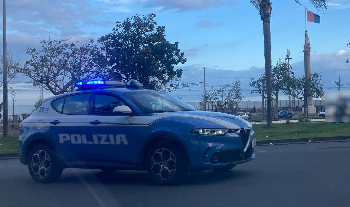 Catania: fermato 16enne a bordo di scooter rubato