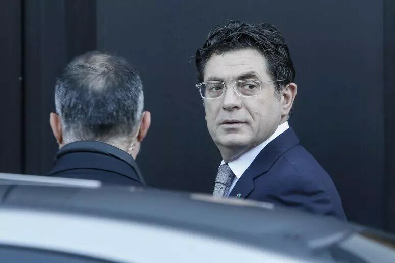 Montante, cade accusa di associazione per delinquere