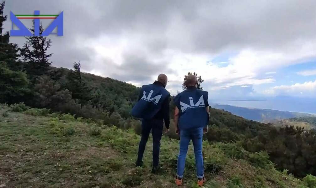 Imprenditore faceva affari coi tortoriciani