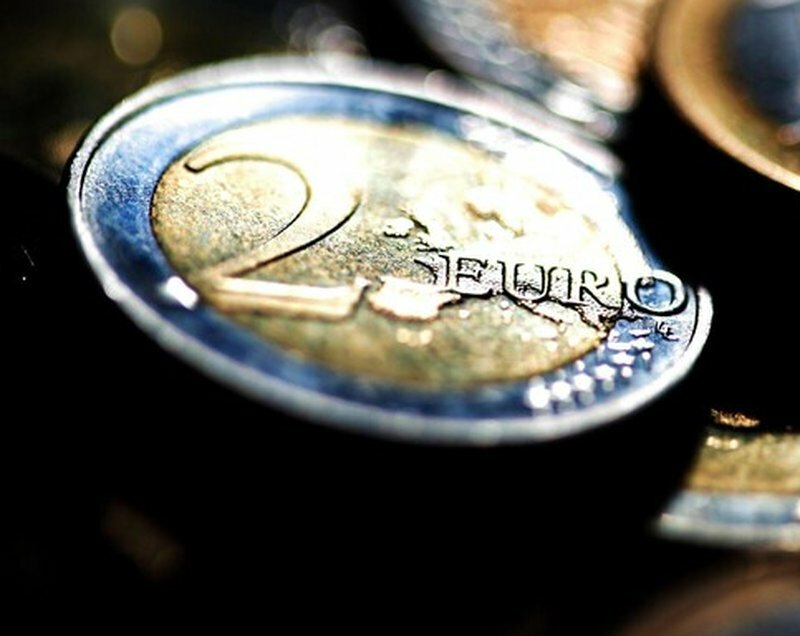 Acireale, in casa pi&ugrave; di 3.000 monete false da 2 &euro;