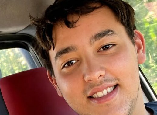 Perde il controllo della Vespa: Simone muore a 17 anni
