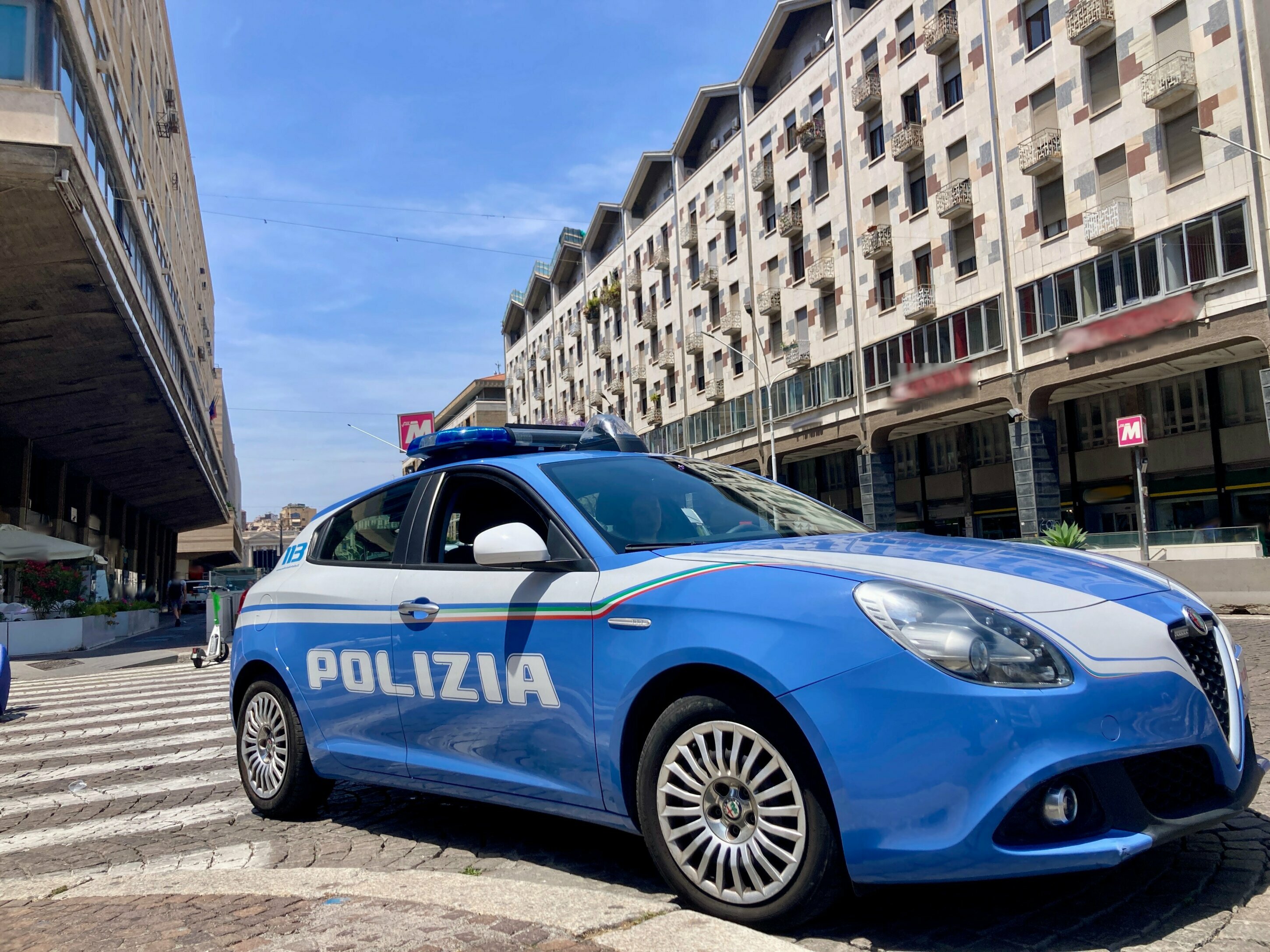 Rapina il b&b catanese e si nasconde in una stanza Rapina il b&b catanese e si nasconde in una stanza