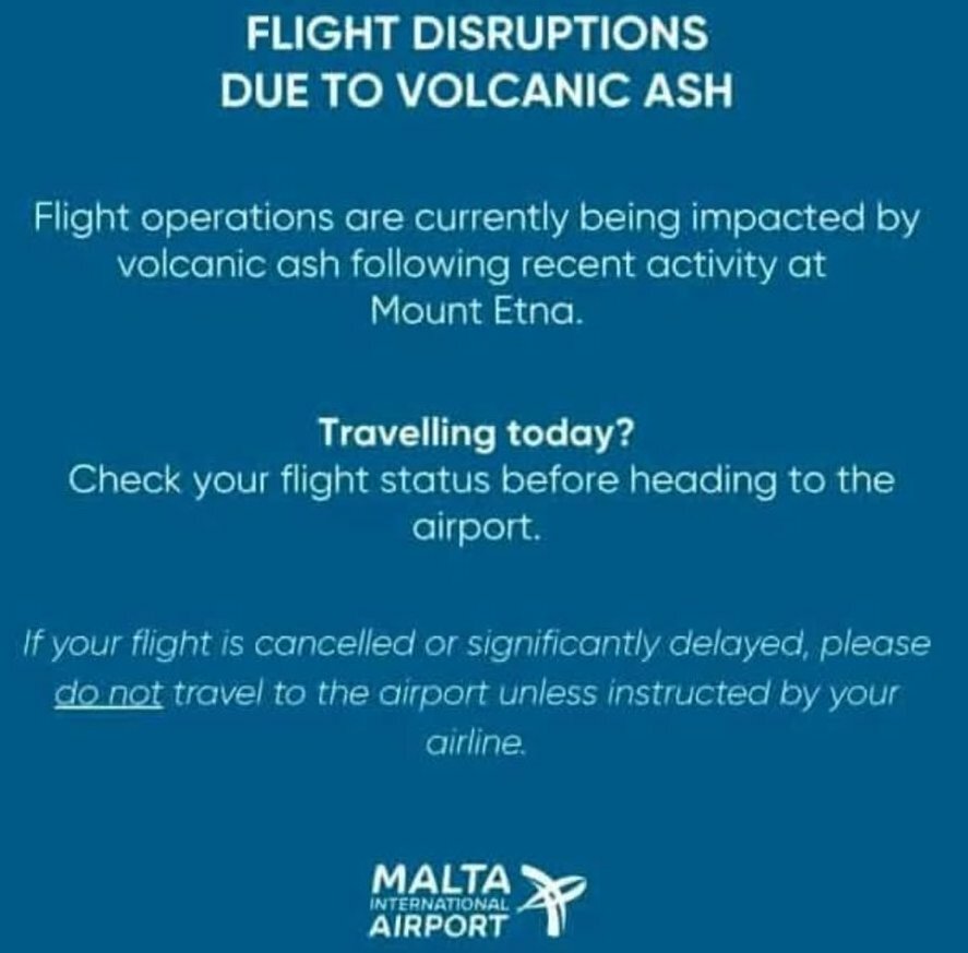 La cenere dell'Etna arriva anche a Malta: e l'aeroporto soffre La cenere dell'Etna arriva anche a Malta: e l'aeroporto soffre