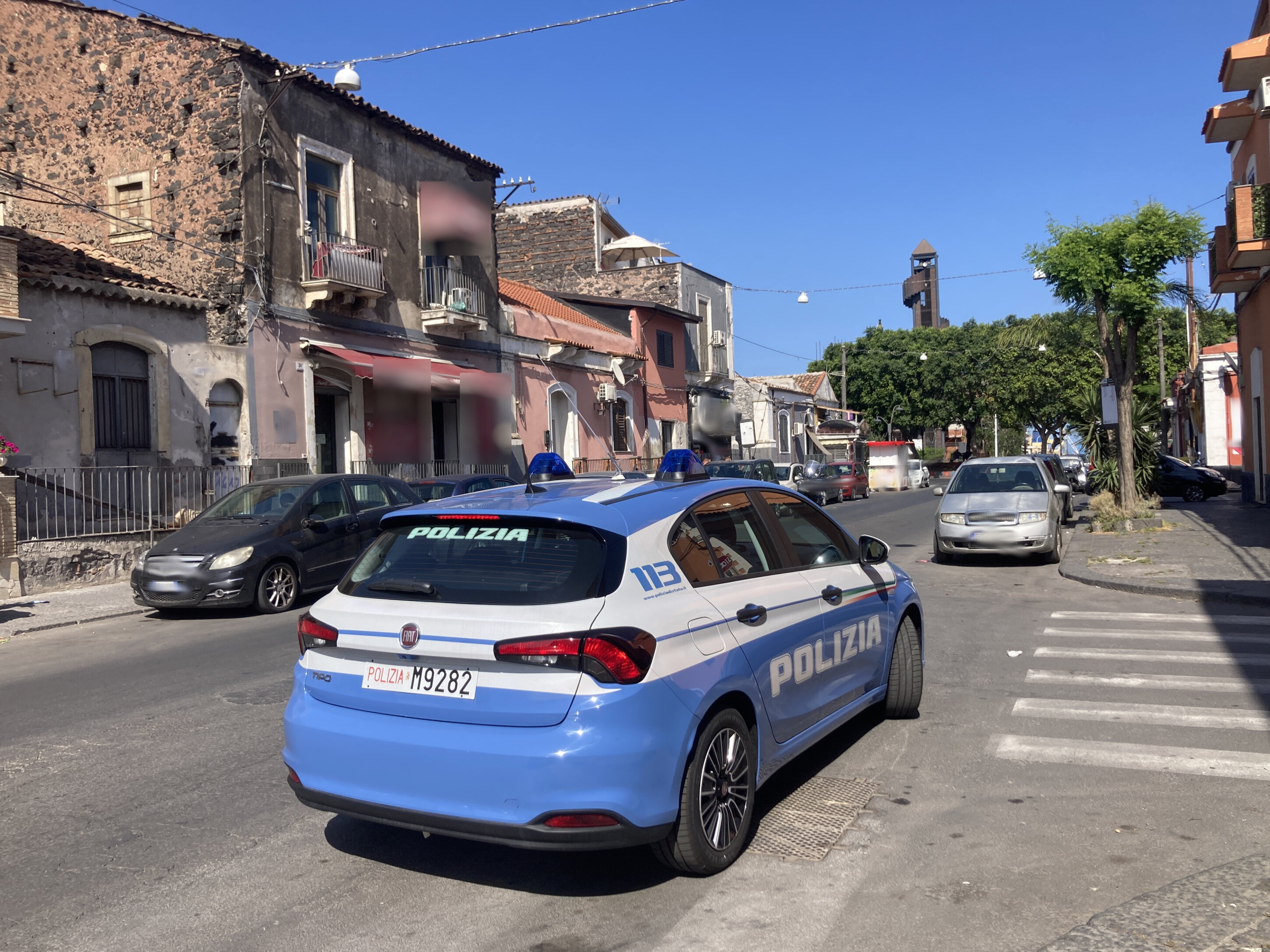 Il catanese evade: "Avevo caldo"