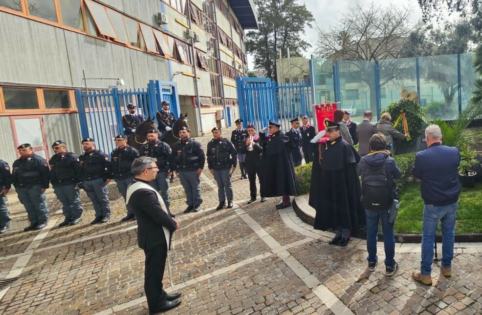 Raciti-.jpg Raciti-.jpg
