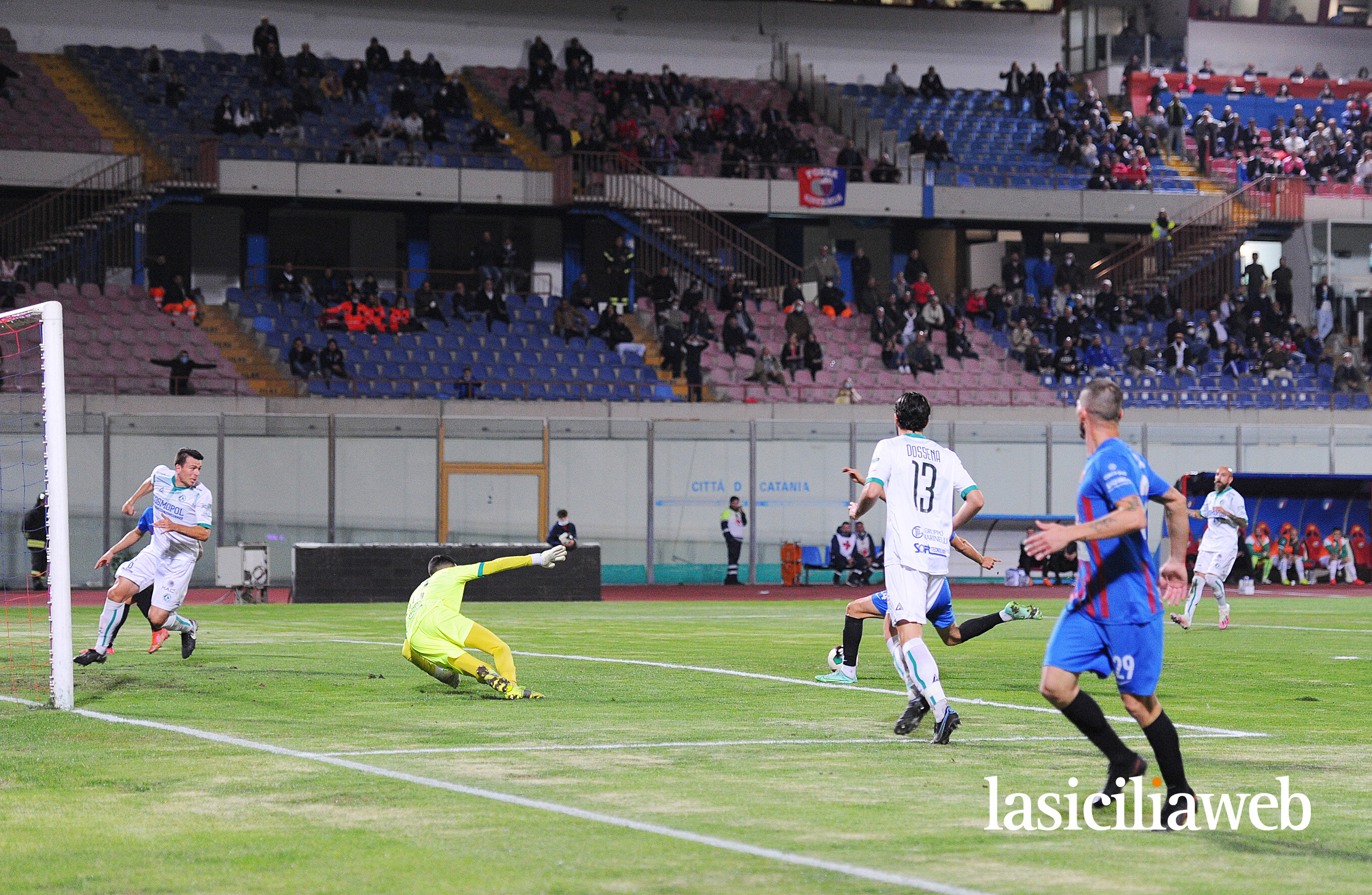 gol-moro-ct-copia.jpg