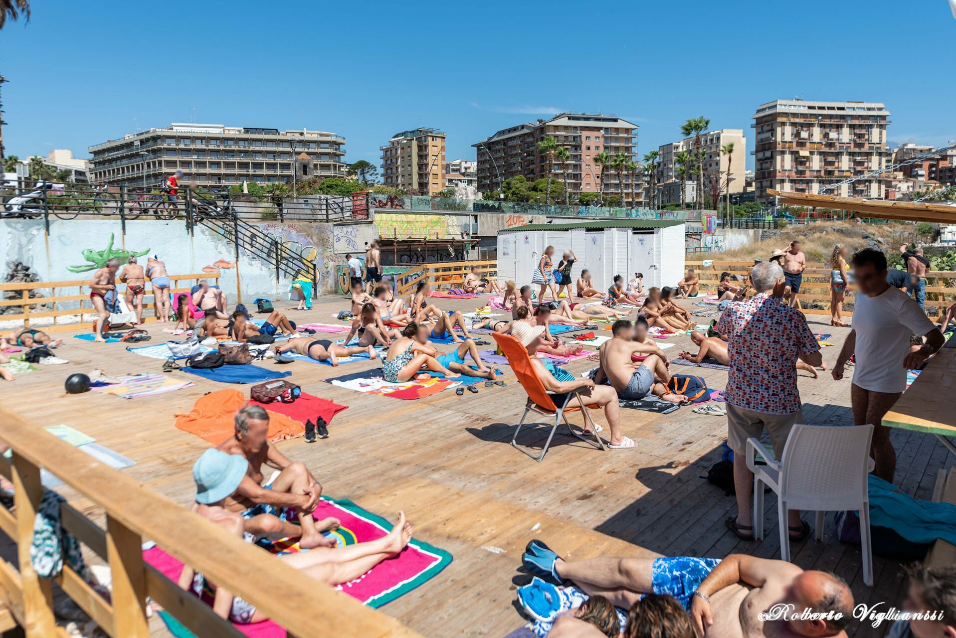 A Catania il guardone del solarium: 'Filmava tutti'