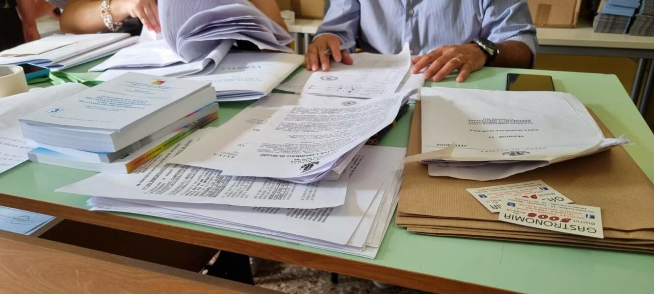 Regionali: spoglio lumaca, mancano 48 sezioni